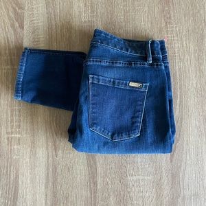 White House Black Market size 4 skinny Jean